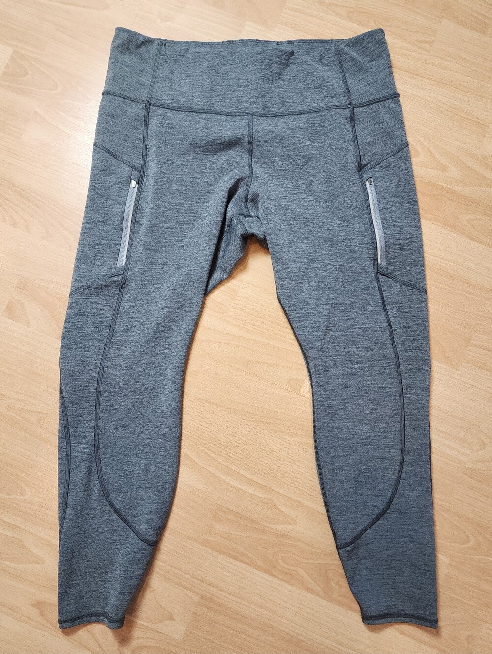 Athleta Rainier Grey Heathered Tight Leggings 3 Pockets Reflective Zippers XL